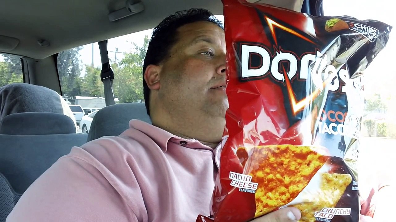 DORITOS® Locos Tacos Nacho Cheese Chips REVIEW!!