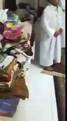 ابوهم مصحيهم يصلو الفجر معاه موتوني ضحك هههههههه