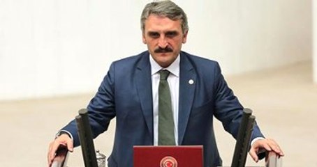 AK Partili Vekilin Besmelesi Meclis'i Karıştırdı
