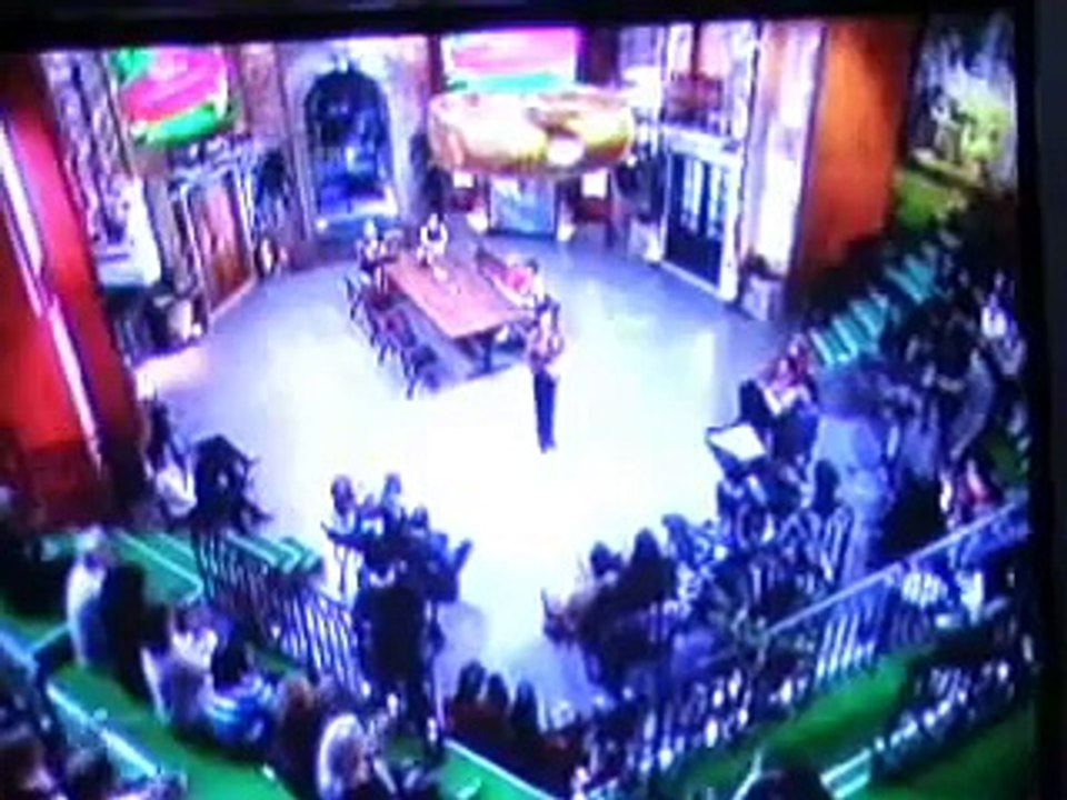 Давайте потрахаемся на канале ОРТ.