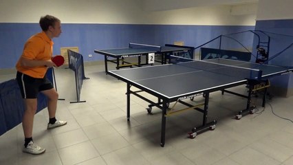 Подача мяча роботом боковым вращением в один угол