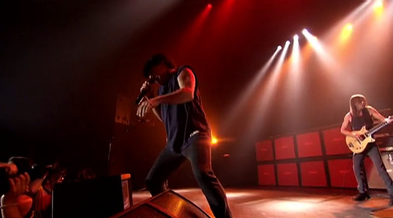 ACDC - Hell Ain't A Bad Place To Be [Live At Circus Krone, Munich] (2003)