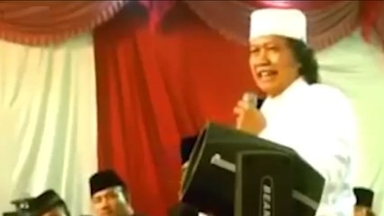 Ceramah Cak Nun Bersama Kyai Kanjeng di Kampung Jagalan Yogyakarta Full Penuh Makna Berkah Part 1 of 2