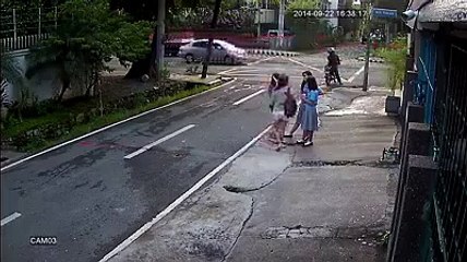 What happened to the girls on the deserted road? VideoEggs