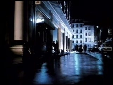 TOMBE LA NEIGE - CHANSON DE NOËL ( LES AVIONS )