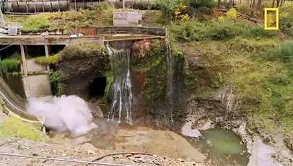 Взрыв плотины - YouTube