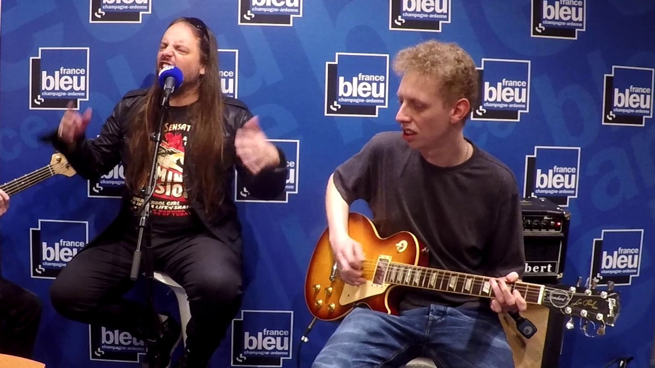 Bulles de musique - Grand Media Blackout : Drugs and pills