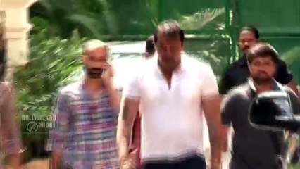 Salman Khan BREAKS FRIENDSHIP With Sanjay Dutt? (FULL HD)
