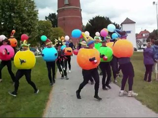 Double Bubble Drachenboot Laden