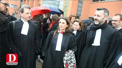 Toulouse : les avocats manifestent devant le commissariat