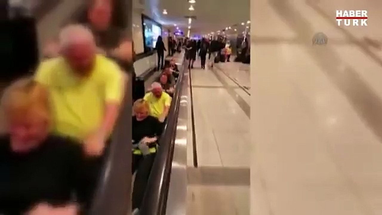 Atatürk Havalimanında sıkılan yolcular böyle eğlendiler