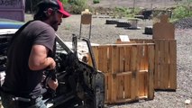 L'entrainement militaire impressionnant de Keanu Reeves