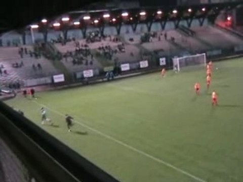 khaled kemas contre vitre