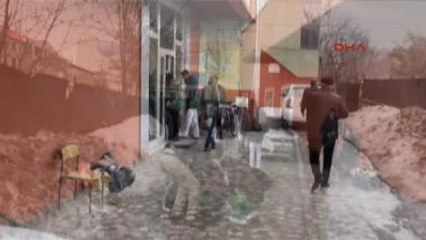 Ağrı'da Liseli Oya, Eşarbıyla Kendini Astı