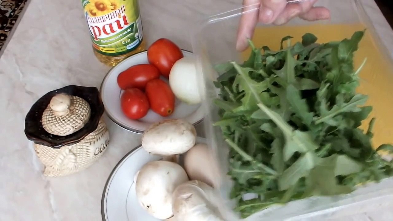 Салат с грибами и помидорами рецепт