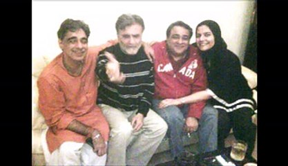 Pakistani celebrities unseen pictures which you cant expect from your stars