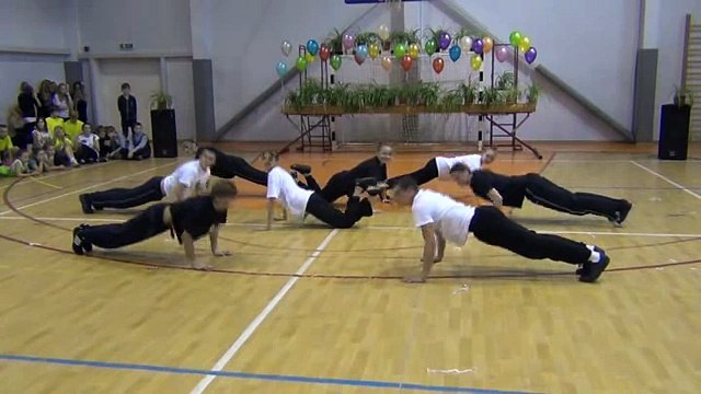 Аэробика 2013. 10-11 классы 89 Рижской средней школы