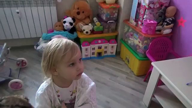 ВЛОГ Почему у нашей кошки нет хвоста ♡ Леша делает уборку на кухне