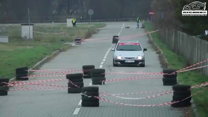 Il perd le train arrière de sa caisse