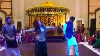 Sanam Chauhdry Dancing at Best Friend Wahaj Mehndi - 1