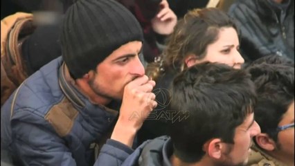 Mijëra refugjatë në kufirin greqi-maqedoni