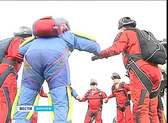 Без комментариев. Парашютисты