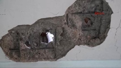 Yüksekova?da Bir Eve Havan Mermisi İsabet Etti