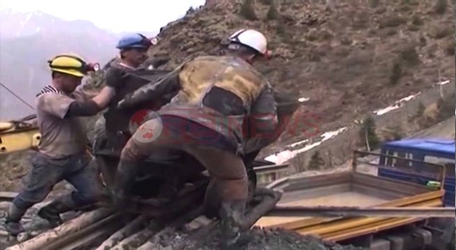 INSTAT për çmimet: Nafta ra në mënyrë drastike, rriten veshjet- Ora News- Lajmi i fundit-