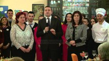 7 Marsi, mesazhe mbështetjeje për shkollën dhe arsimtarët - Top Channel Albania - News - Lajme