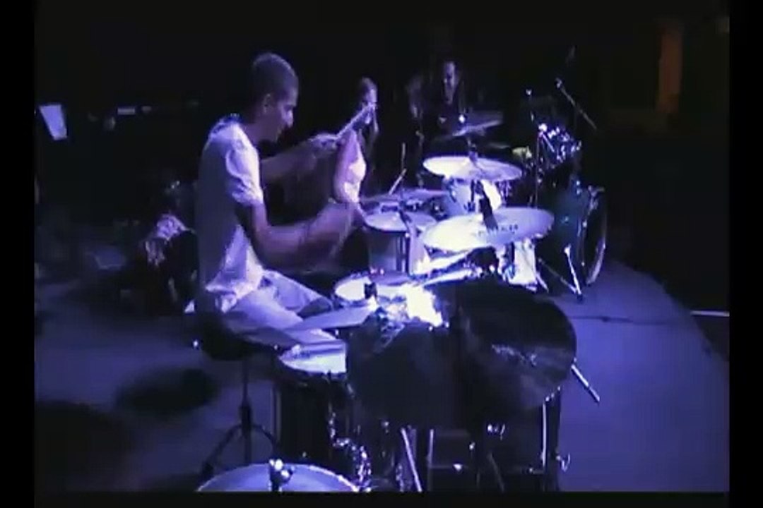 20-second drum solo (Jon Lombana)