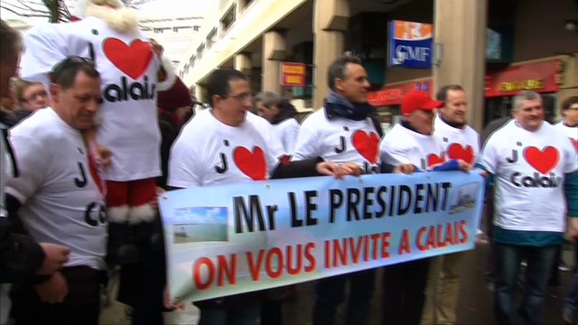 Des habitants de Calais manifestent à Paris