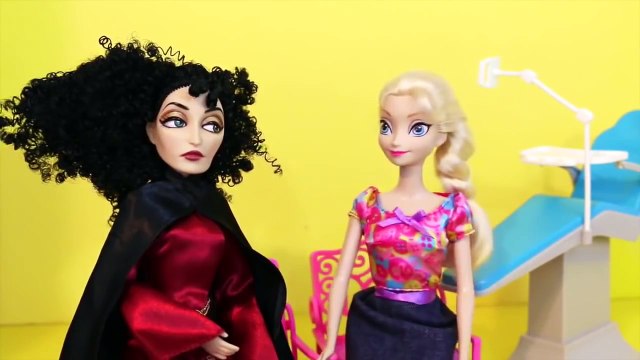 ELSA Frozen GO TO THE DENTIST Barbie Compilation Disney Princess Parody Doctor Ken Mother