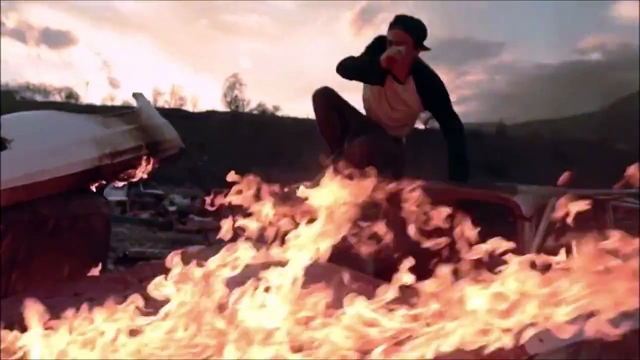 FIRE PARKOUR AND FREERUNNING