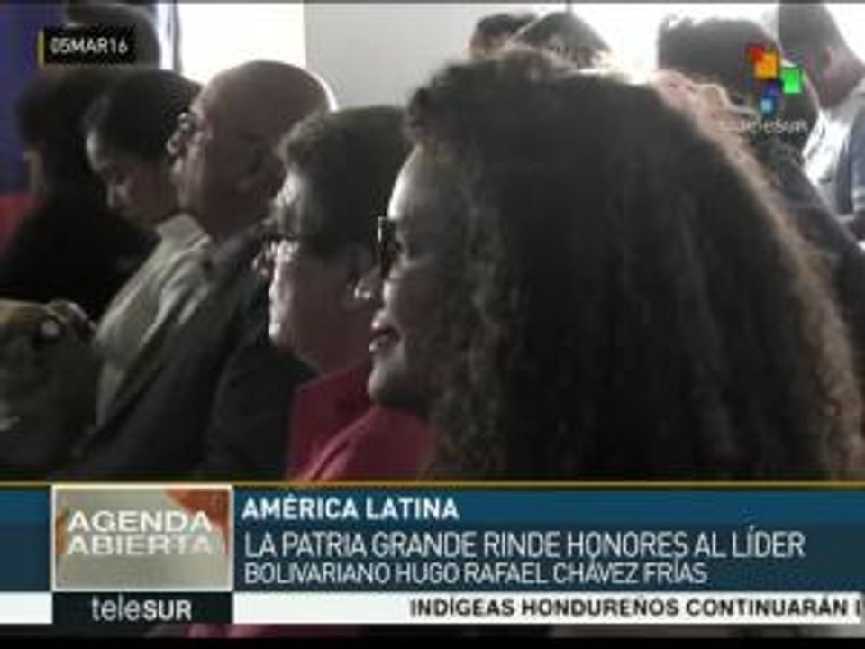 Rinden homenaje países latinoamericanos a Hugo Chávez