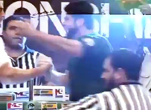 How a Pakistani Wrestler defeated Indian wrestler?