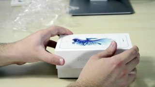 iPhone 6s Plus Silver - Unboxing & First Look!