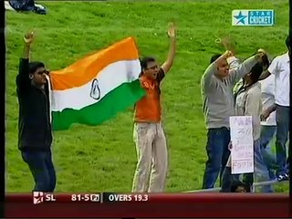 super catch of dhoni versus srilanka