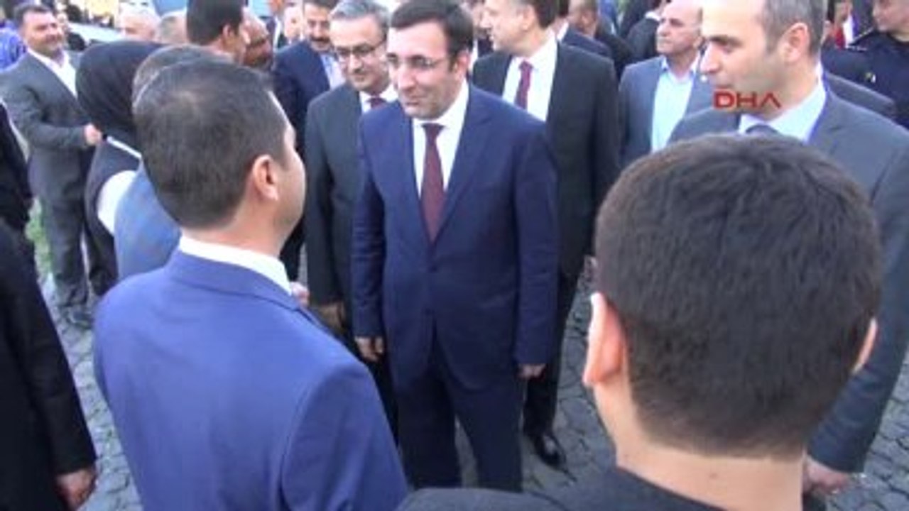 Cizre Bakan Yılmaz, Cizre'de Esnafı Ziyaret Etti