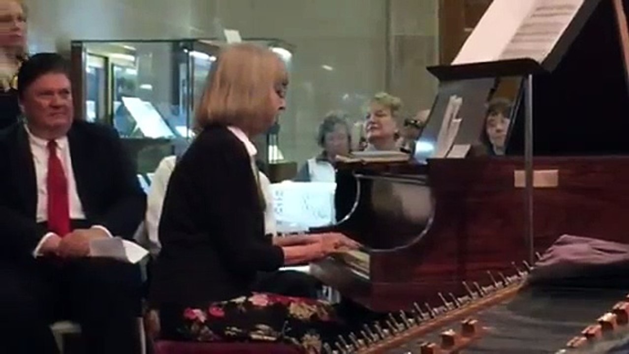 Jan Krautheim plays Old Dog Trey