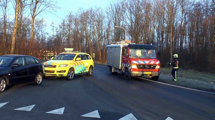 Beelden: Dode bij ongeluk op Eemshavenweg - RTV Noord