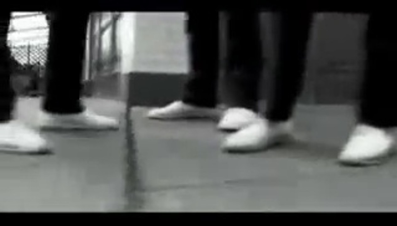 The Hives - Won't Be Long