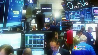 Dow Plunges Nearly 400 Points as Oil Prices Continue to Fall | NBC Nightly News
