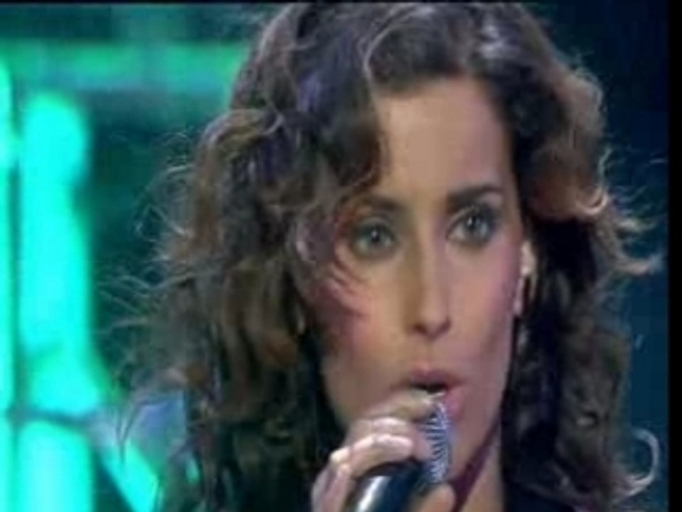 Nelly Furtado - Say It Right