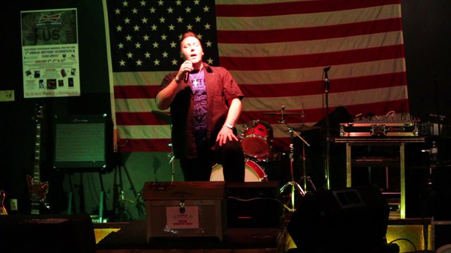 Scott Michael sings 'Bridge Over Troubled Water' Elvis Presley Memorial VFW 2015
