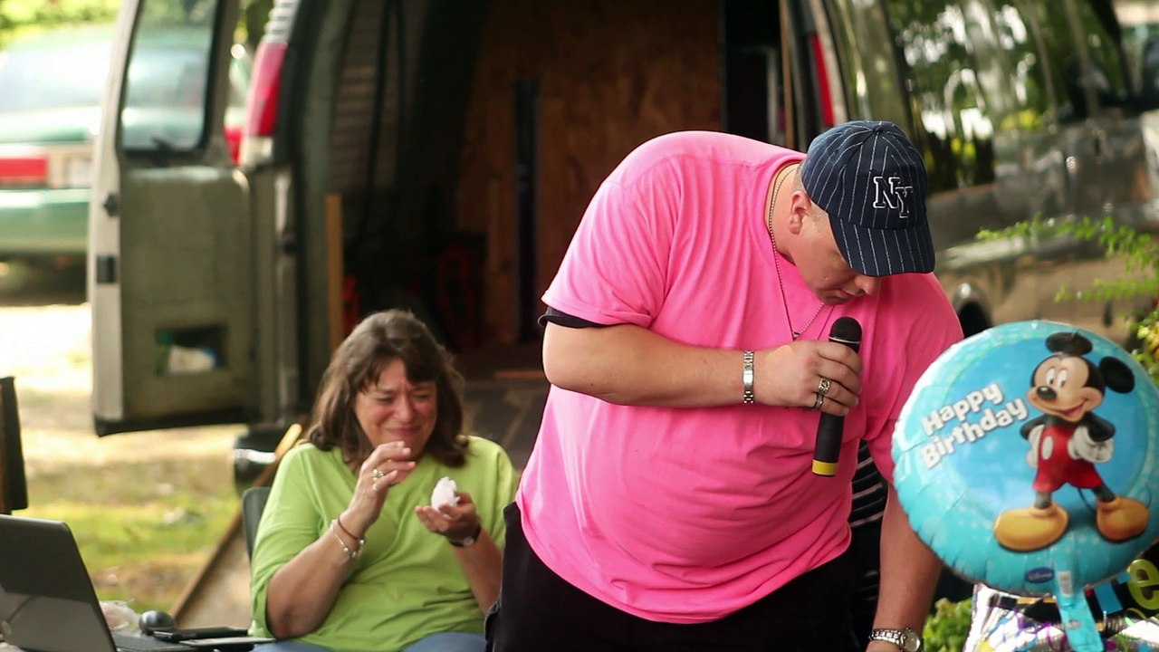 Scott Michael sings 'Danny Boy' Elvis Week 2015