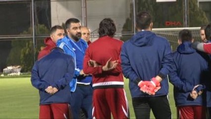 Ümit Özat 10 Haftalık Bir Kurtuluş Savaşı Başlıyor