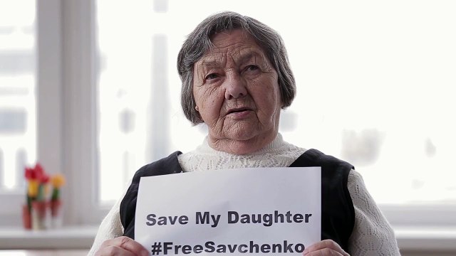 Мать Надежды Савченко обратилась к миру, спасите моего ребенка