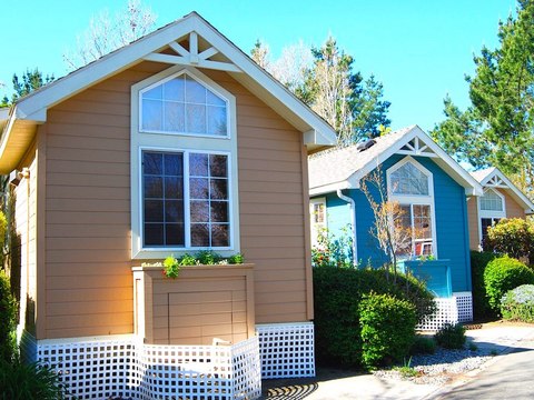 What’s Trending: High Tech Granny Pods