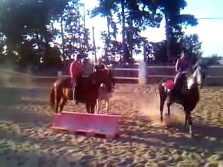 yo montando a mi caballo otelo con un amigo :D 4