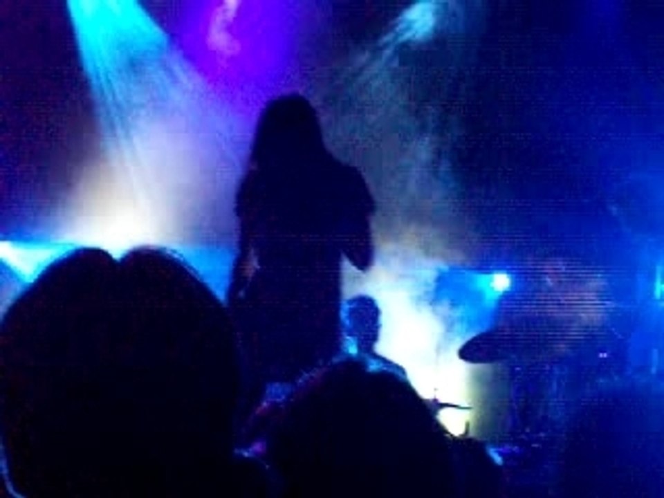 Blonde Redhead @ Paris, Silently 4/4